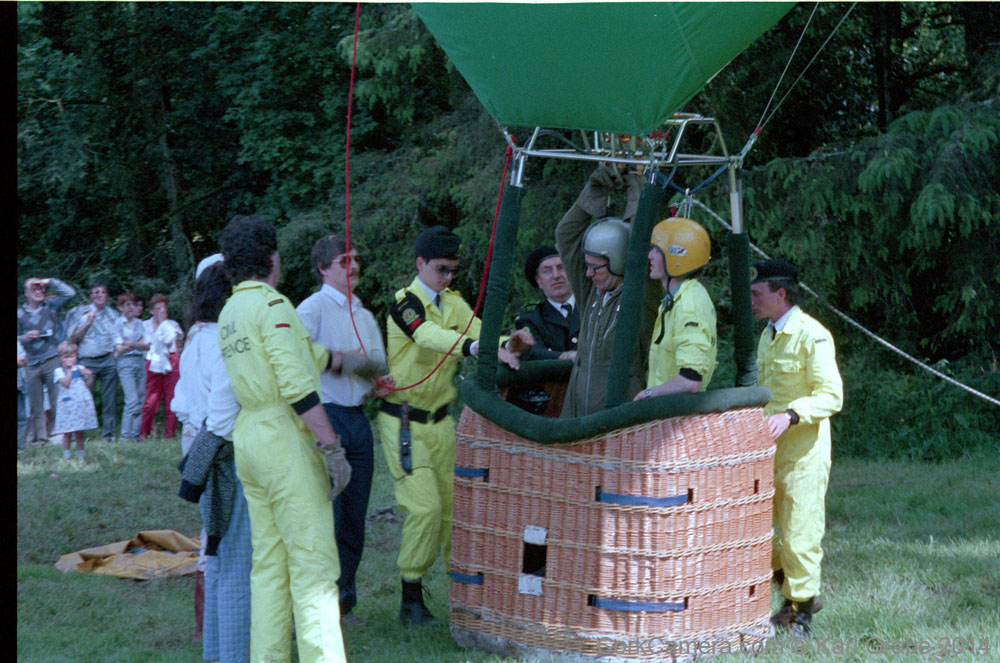 nC35wg 089 19 1987 WarrensCourt Festival Baloon