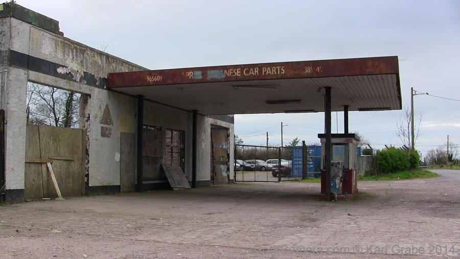 IMG_1412 Slugger Cross old Petrol Station
