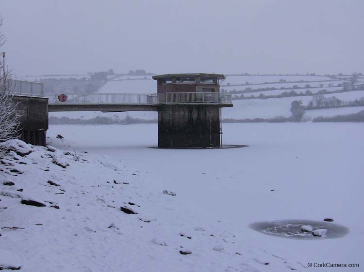 IMG_1991 iniscarra lake frozen